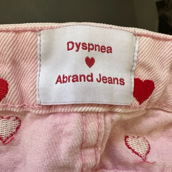 ABRAND × DYSPNEA CLAUDIA DENIM CUT OFF
SHORTS PINK HEART - Picture 5 of 11
